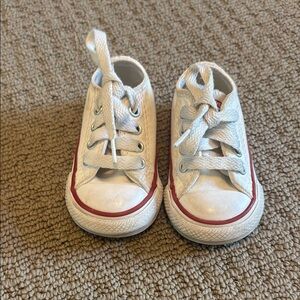 Converse White and Red Low-Top Sneakers size 3